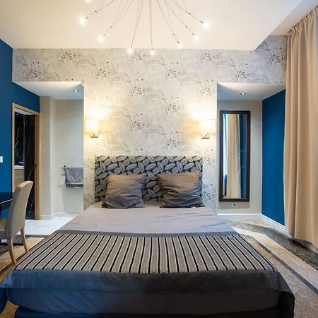 La Suite 2 Pieces Lit Queen Size Entree Privee Nimes Ngoại thất bức ảnh